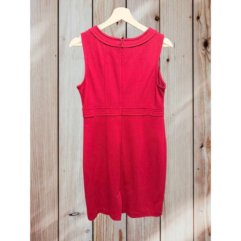 Talbots Red Sleeveless Empire Sheath Dress Gold Buttons Size 8P Career Holiday - Picture 3 of 5